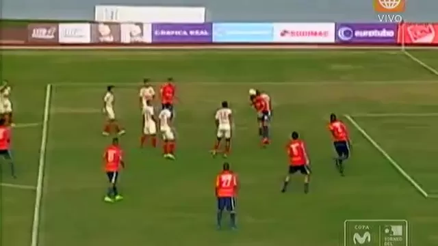 César Vallejo vs. Universitario: claro offside en gol de Luis Cardoza