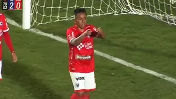 Cueva anotó de cabeza para el 2-0 de Cienciano ante Huancayo