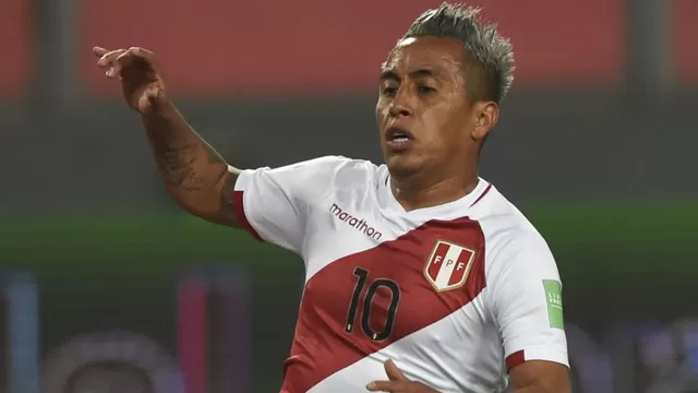 Christian Cueva no jugará el 2021 en el fútbol peruano, afirmó su representante