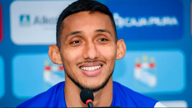 Christofer Gonzales sobre Jefferson Farfán: Que aporte bastante en la selección más que en Alianza Lima