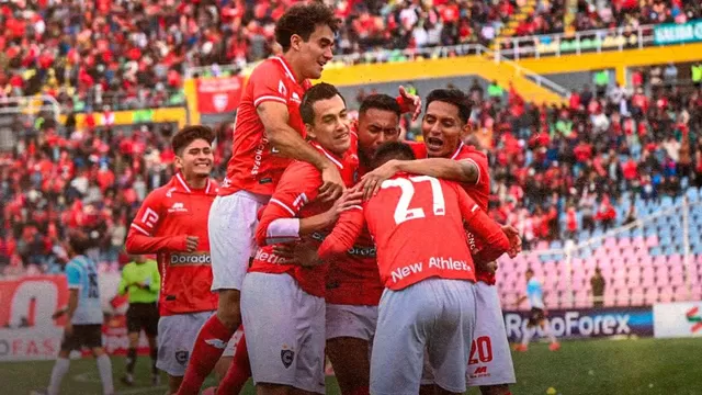 Cienciano del Cusco ganó 3 a 1 al Deportivo Magallanes de Chile en la &#39;Tarde del Papá&#39;