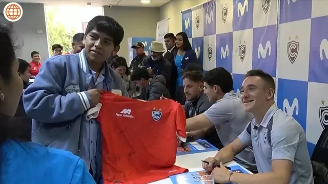 Cienciano tuvo un acercamiento a la hinchada para recibir el aliento previo al vital duelo con Alianza. | Video y captura: América Deportes