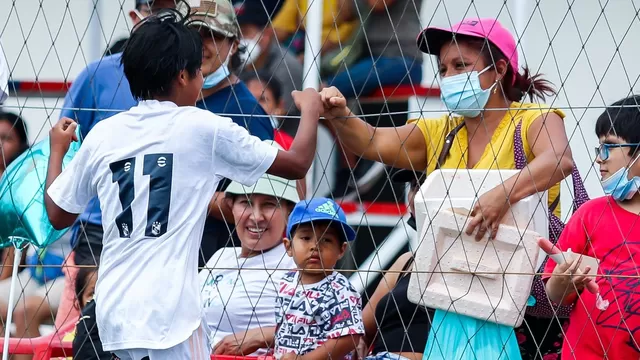 La conmovedora historia tras la foto de la jugadora de Sporting Cristal y su mamá