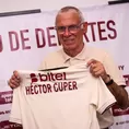Cúper dejó potente mensaje al plantel en presentación en la 'U'