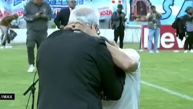 El entrenador de Universitario consiguió su segunda corona con el club y tuvo una dedicatoria especial. | AD