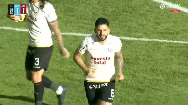 Matías Di Benedetto aprovechó un balón en el área y anotó el 1-1 de Universitario ante ADT / L1 MAX