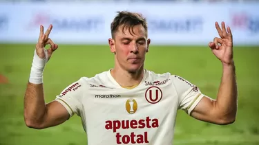 El todavía delantero de Universitario prácticamente se despidió en las celebraciones por el tricampeonato. El todavía delantero de Universitario prácticamente se despidió en las celebraciones por el tricampeonato.