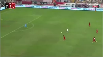 Concha desaprovechó un mano a mano con el portero y falló el gol que pudo ser el de la tranquilidad. | Video y Captura: L1 MAX