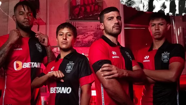 FBC Melgar presenta su camiseta oficial en homenaje a sus campeones de 1981