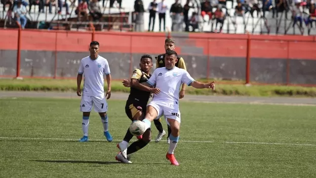 El partido entre Deportivo Llacuabamba y UTC quedó empatado 2-2  | Foto: Luis Padilla / @DeChalaca.