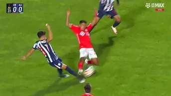¿Fue roja? Una BRUTAL entrada deja a Cienciano con uno menos