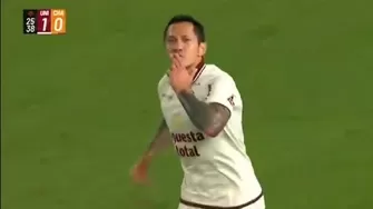Gianluca Lapadula aprovechó un rebote en el área y colocó el 1-0 de Universitario vs Los Chankas por Liga 1 / Foto: L1 MAX