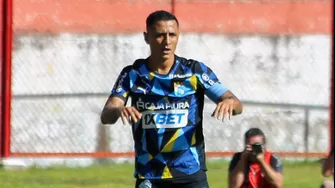 Cajamarca 0-1 Cristal: GOL de Yoshimar Yotún desde media cancha en uno de los mejores tantos de la Liga 1. | Foto y Video: L1 MAX / Xde @Liga1TeApuesto / ITEA Sport