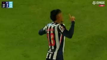 Marco Huamán reventó el arco de ADT y puso el 1-0 de Alianza Lima en Matute