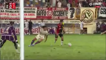 Dejó mal parado a Riveros: el golazo de Cuesta para el 1-0 de Melgar ante Universitario