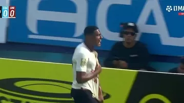GOLAZO de Carabalí para el 0-1 de Universitario ante Cristal