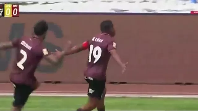 Edison Flores anotó tremendo golazo y colocó el 1-0 de Juan Pablo II por fecha 13 del Torneo Apertura / Captura / Video: L1 MAX