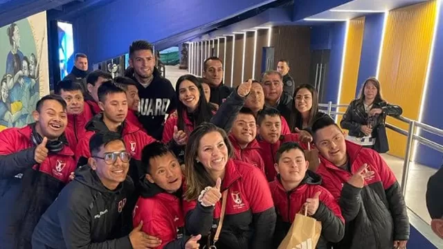 ¡Gran gesto!: Carlos Zambrano le abrió las puertas de La Bombonera a la selección peruana de futsal down