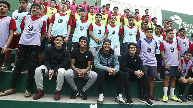 Los jugadores de Alianza Lima y San Mart&amp;iacute;n armaron la previa en la academia de Nike.