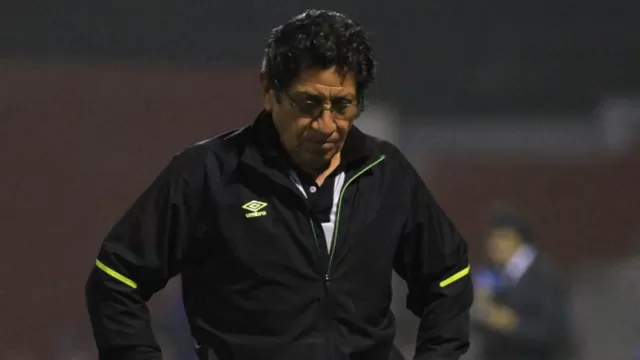 Javier Arce no va más en Cusco FC y será reemplazado por Carlos Ramacciotti