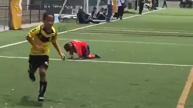 Jefferson Farfán: Adriano sigue inflando redes con Cantolao en Matute