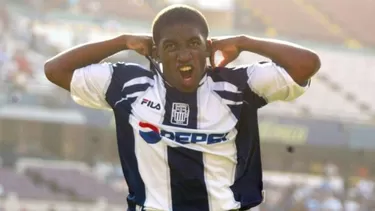 Jefferson Farfán sueña con retirarse del fútbol profesional con camiseta de Alianza Lima. | Foto: El Comercio