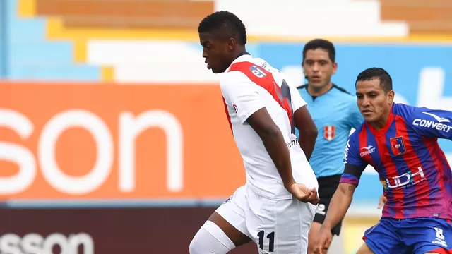 Johnnier Montaño Jr. tiene 16 años | Video: Gol Perú.