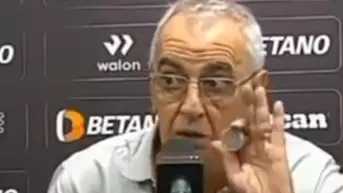 Fossati refutó a periodista que calificó gol de Valera de "fortuito"