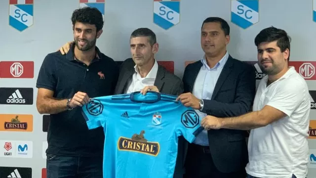 El español fue presentado como director deportivo de los celestes | Foto: @ESPNperu