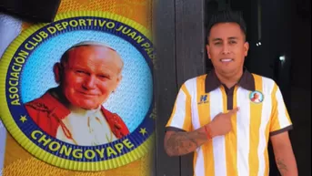 Juan Pablo II presentó su camiseta oficial con Cueva de modelo