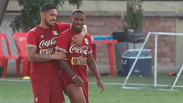 Juan Vargas: "Farfán debe volver y Gareca debe seguir en la Selección" Juan Vargas: "Farfán debe volver y Gareca debe seguir en la Selección"