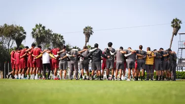 Jugadores de Universitario se pronuncian ante posible salida de Jean Ferrari como administrador. | Foto: Universitario