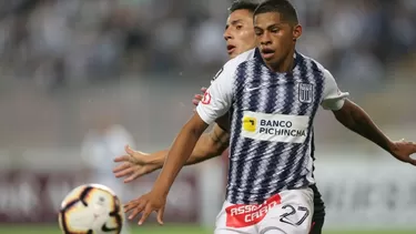 El atacante de Alianza Lima fue elegido por El País | Foto: Andina