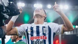 El delantero blanquiazul se pronunció por sus redes sociales tras la eliminación de la Libertadores / Foto: Alianza Lima