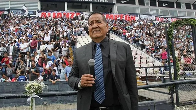 &lsquo;Lalo&rsquo; es el encargado de la presentaci&oacute;n en las conferencias de prensa en Matute. | Video: Cortes&iacute;a Gol Per&uacute;.