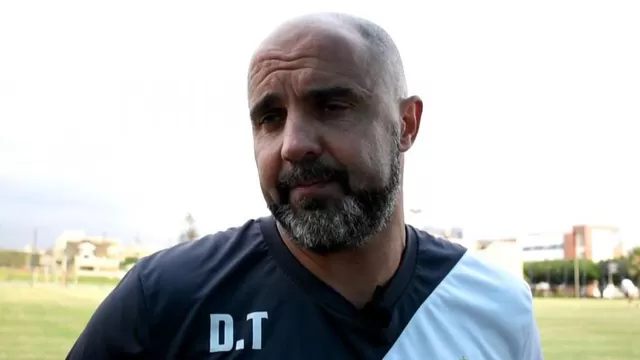 Hernán Lisi, entrenador argentino de 49 años. | Foto: Depor