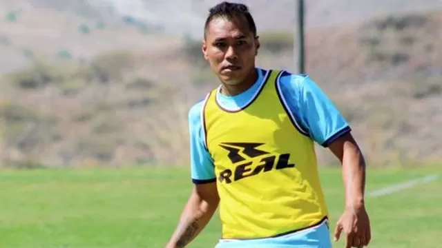 Manuel Ugaz, futbolista de 38 años. | Foto: Facebook