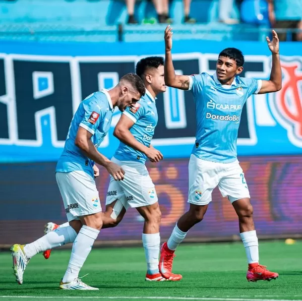 Maxloren Castro nació en las inferiores del Club Sporting Cristal. (Foto: Instagram de Maxloren Castro)