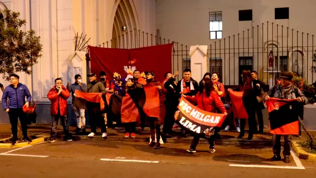 Melgar lamentó y rechazó maltrato a sus hinchas de parte de Alianza Lima