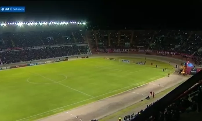 Melgar vs. Grau: Hinchas arequipeños llenaron el Monumental de la UNSA ...