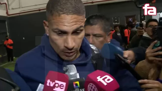 Paolo Guerrero no se quedó conforme con la anulación del golazo que anotó en Cusco. | Fútbol en América