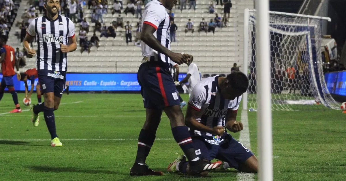 Noche Blanquiazul Oswaldo Valenzuela Puso El 1 0 De Alianza Lima Sobre Dim America Deportes 