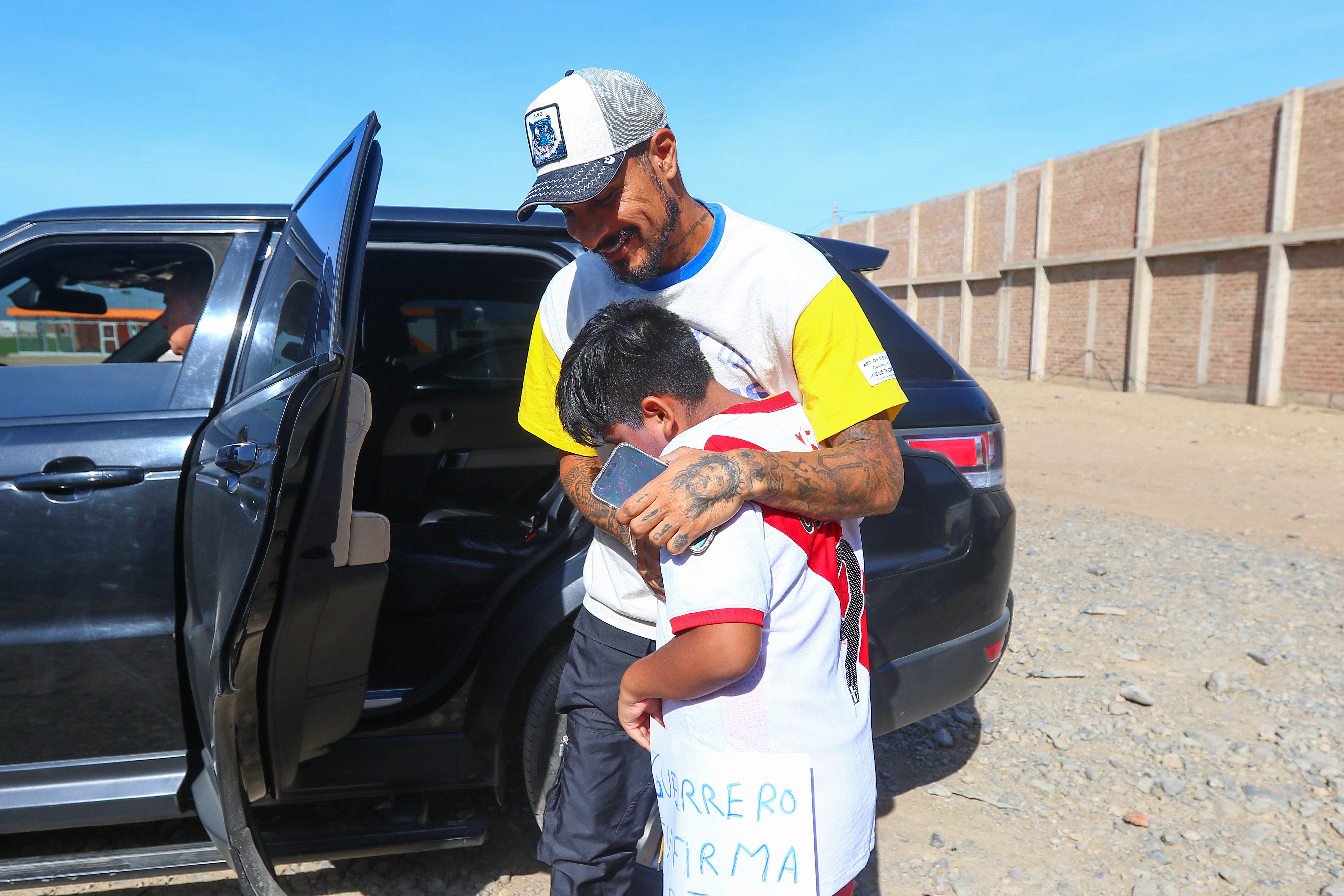 Paolo Guerrero hizo ingresar al niño a la Villa Poeta. | Foto: UCV