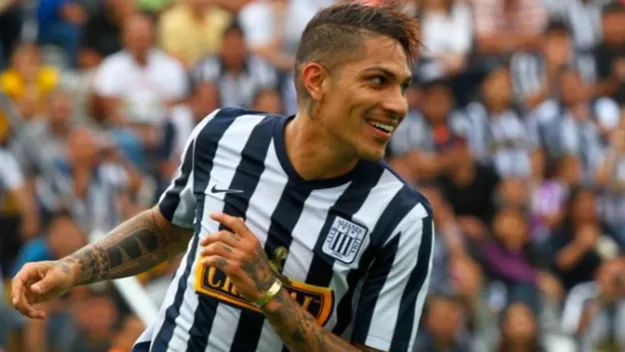 Paolo Guerrero negocia su regreso a Alianza Lima, según periodista brasileña