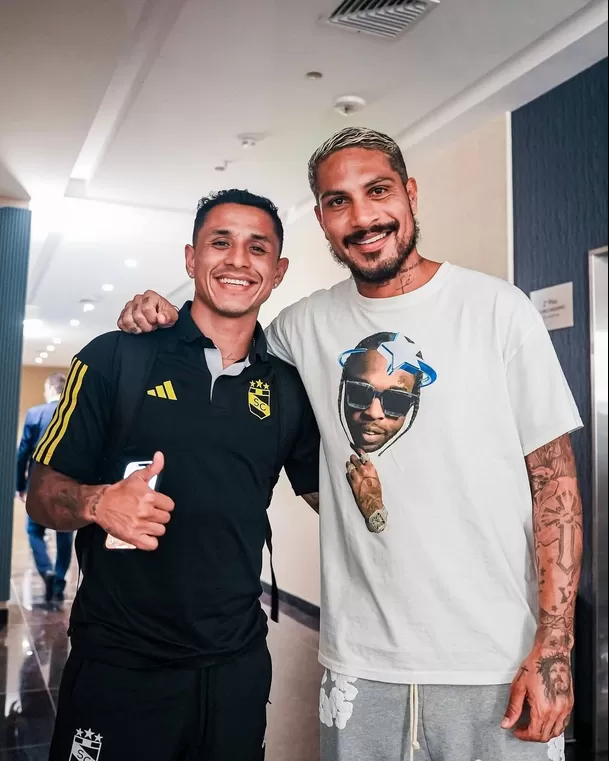 Yoshimar Yotún y Paolo Guerrero. | Foto: Alex Melgarejo.