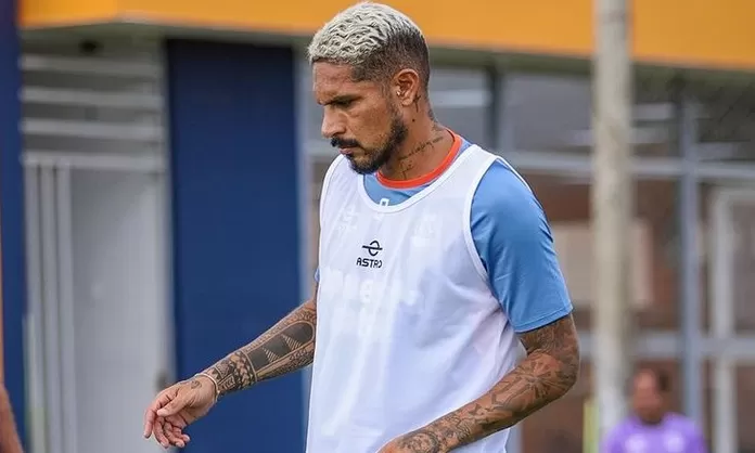 Paolo Guerrero Llegó Sorpresivamente A Lima América Deportes 