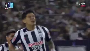 Pavez, de los goles bonitos: Golazo para el Alianza 1-1 Cristal