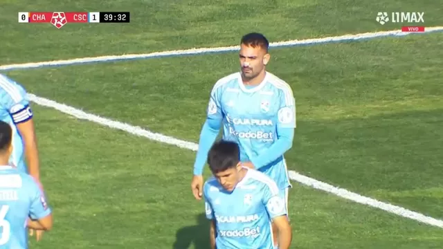 Martín Cauteruccio anotó así su gol número 25 en la temporada con Cristal. | Foto: Liga 1 / Video: X Emanuel Villanueva