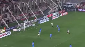 Pérez Guedes se falló el 1-0 de Universitario sobre Garcilaso