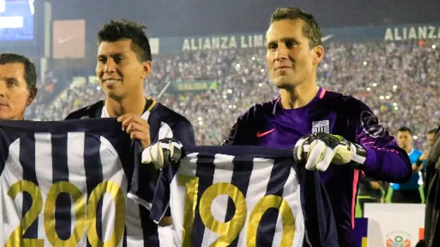 Alianza Lima comunicó el martes que Butrón y Cruzado no seguirán en el club. | Foto: Líbero